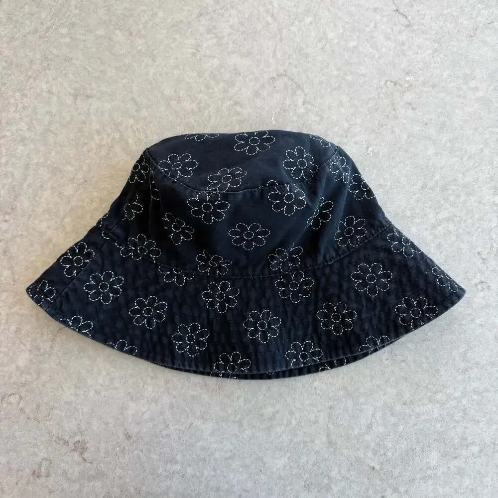 Art Class Black Floral Stitched Bucket Hat